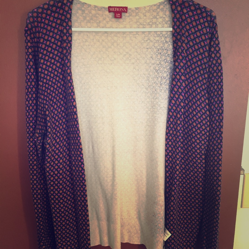 Patterned cardigan.